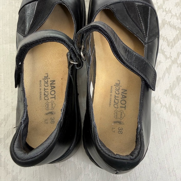 Naot Black Leather Women's Mary Jane Comfort Shoes Size 38/ 7/7.5 US - Picture 3 of 9